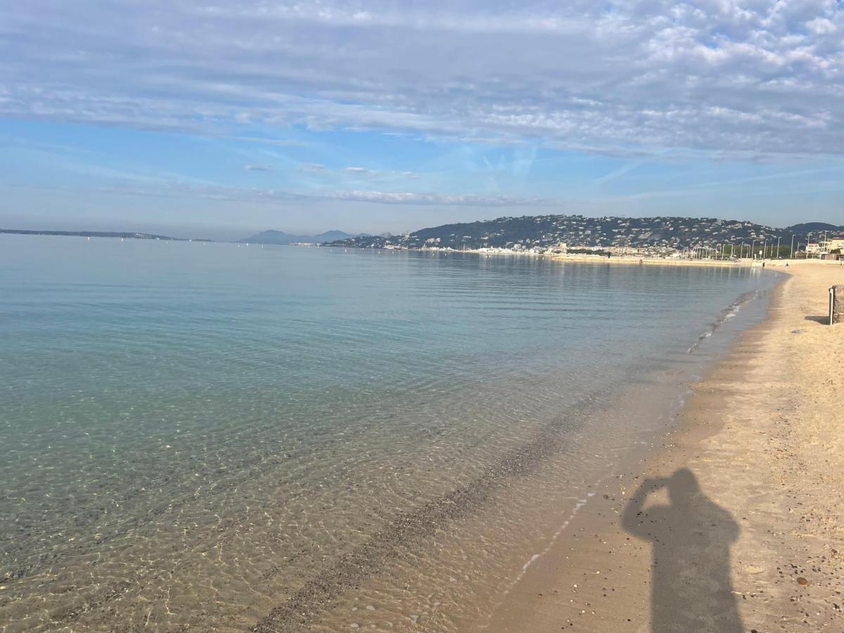 Grand Studio 7 Minutes De La Plage Et Climatise Sur Juan Les Pins Antibes Eksteriør billede
